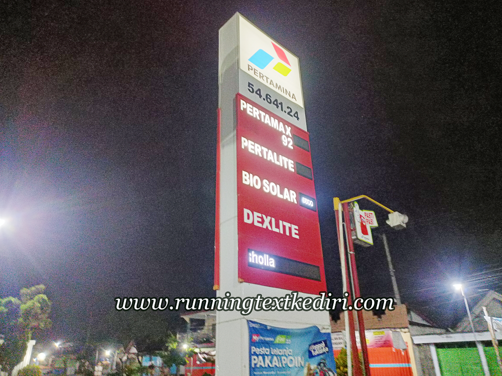 <p>Pasang running text ini sangat bermanfaat untuk anda dalam media periklanan maupun juga dalam pengenalan produk yang sedang anda kelola saat ini, running text ini juga memiliki beberapa warna yang tersedia begitupun juga dengan ukurannya, anda bisa menyesuaikan sendiri jika anda menginginkan running text di toko kami, barang berkualitas tinggi.</p>
